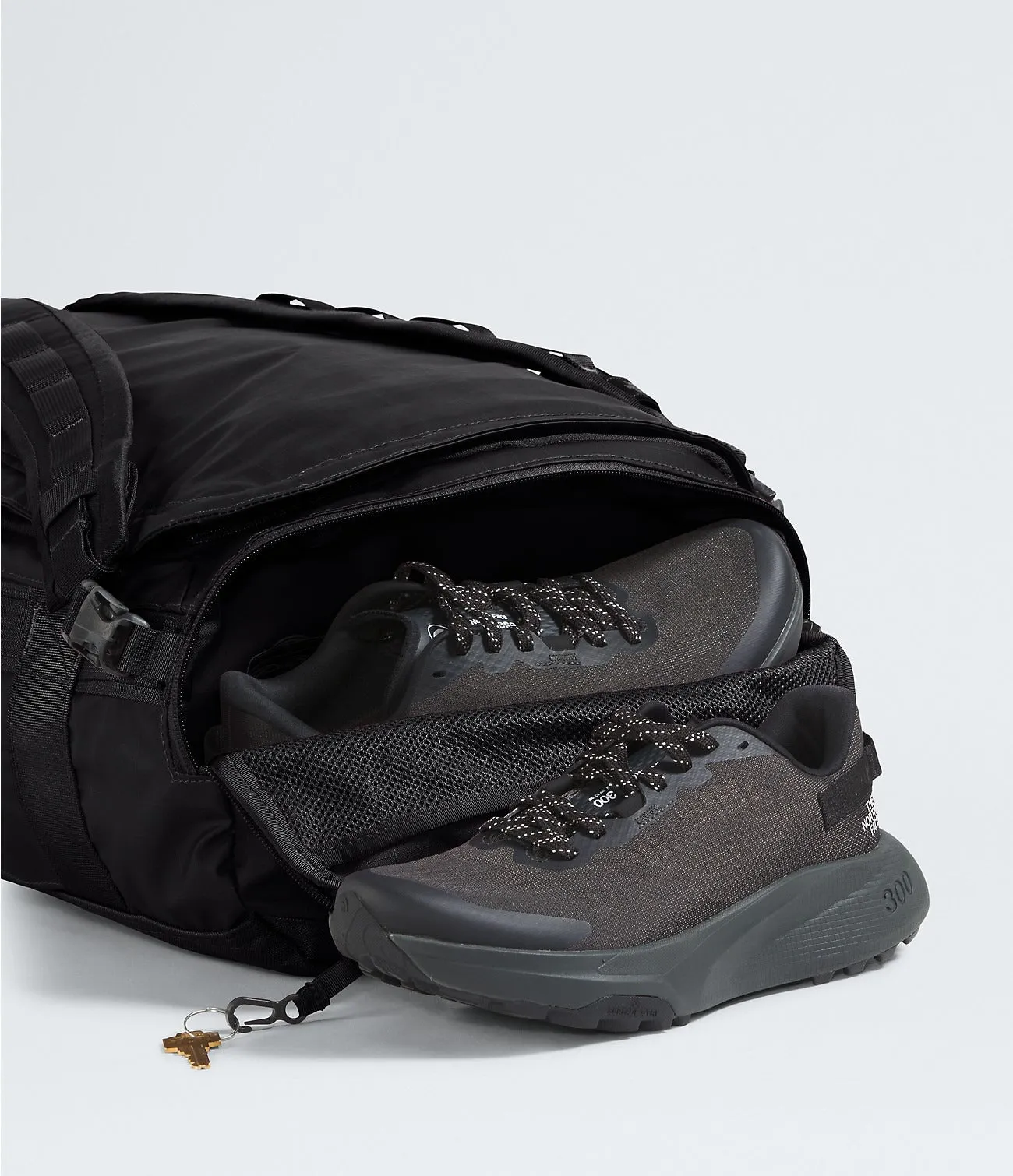 Base Camp Voyager Duffel-32L