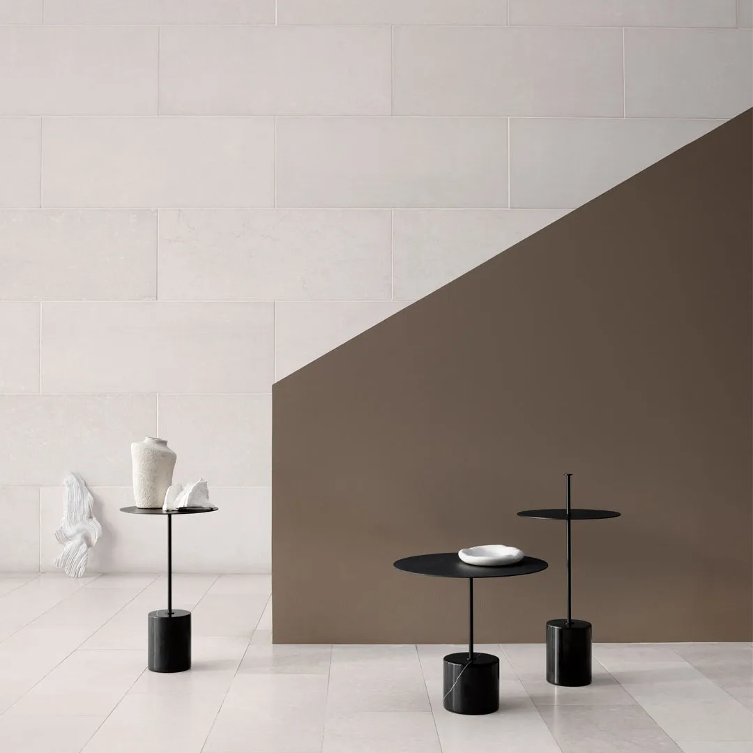Calibre Table w/ Handle