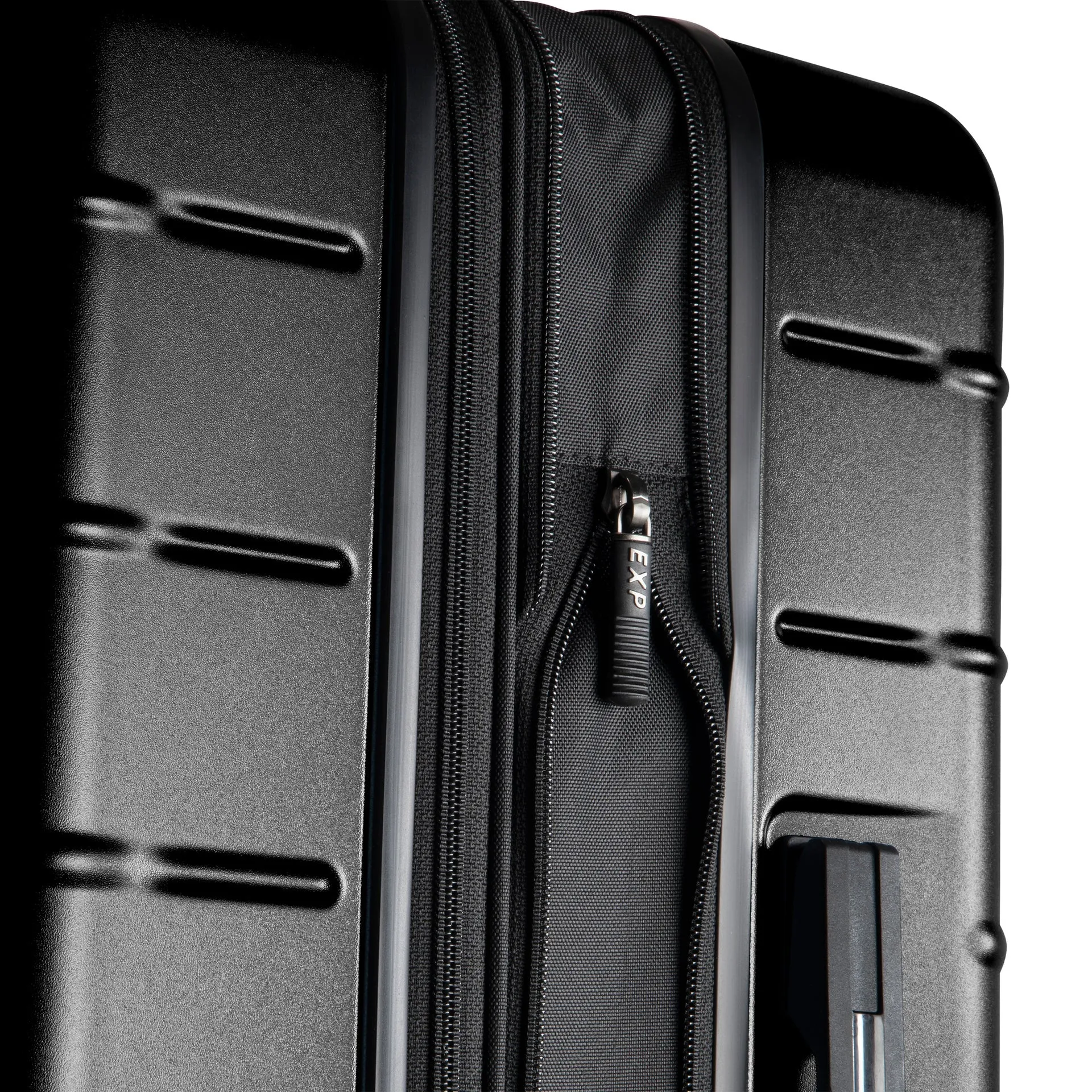 Cambria Large Check-In Expandable Spinner - Black