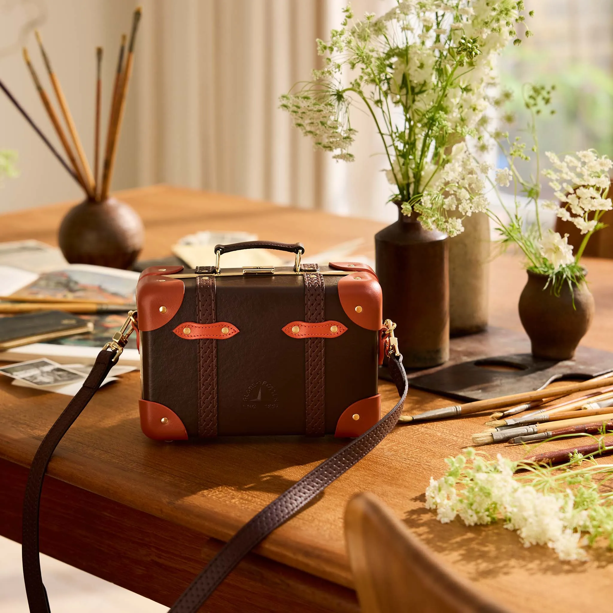 Cotswolds · Micro Case | Brown/Orange/Gold