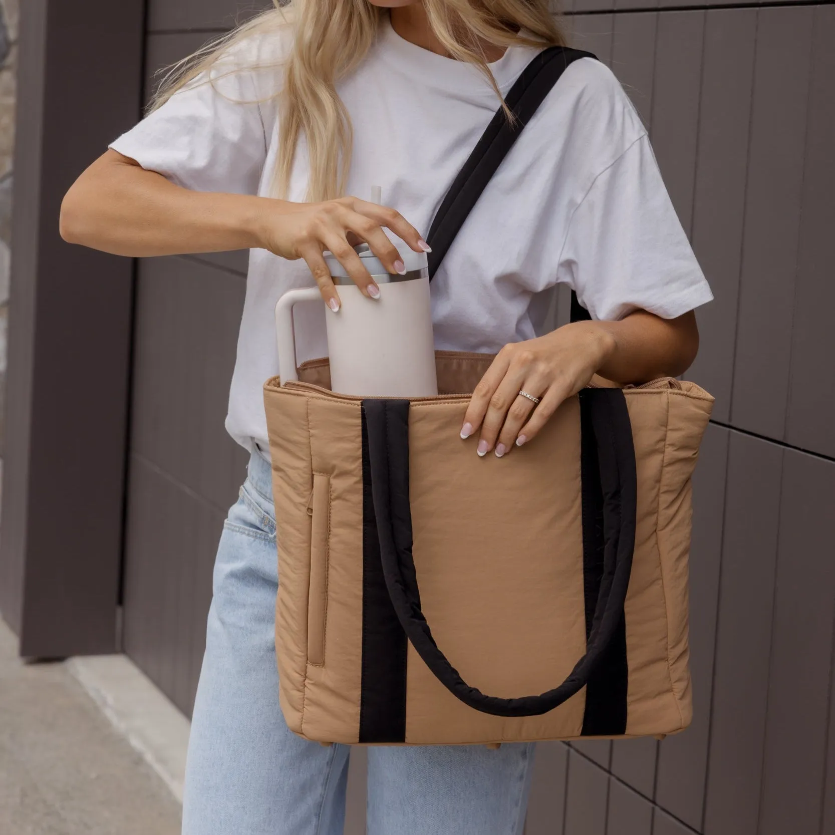 Everyday Tote Bag -- Tan/Black