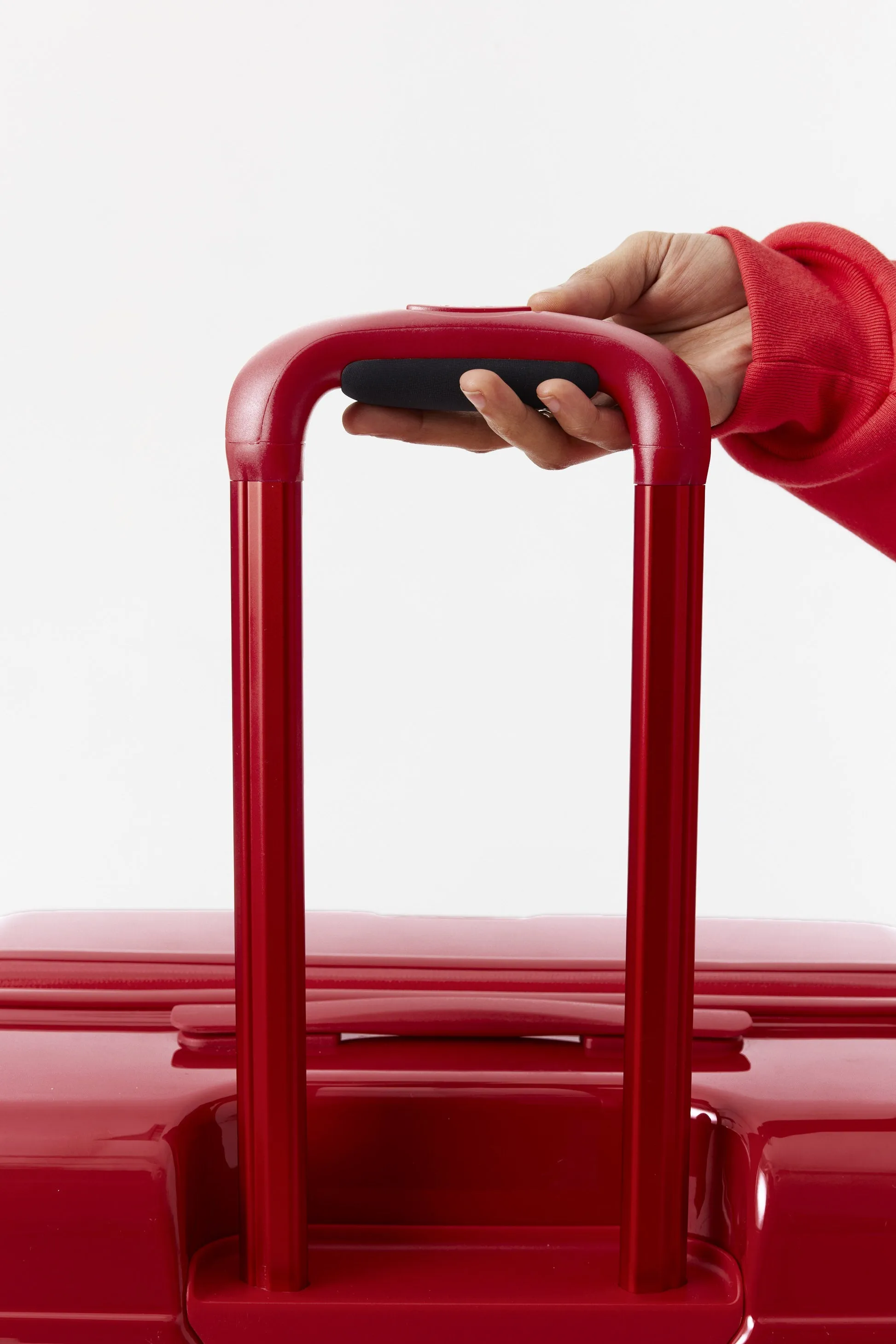 Resale The Large Check-In Roller in Text Me Red