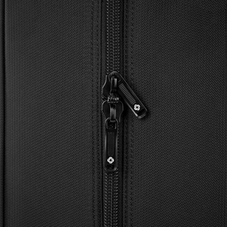 Samsonite Ascella 3.0 2-Wheeled Garment Bag