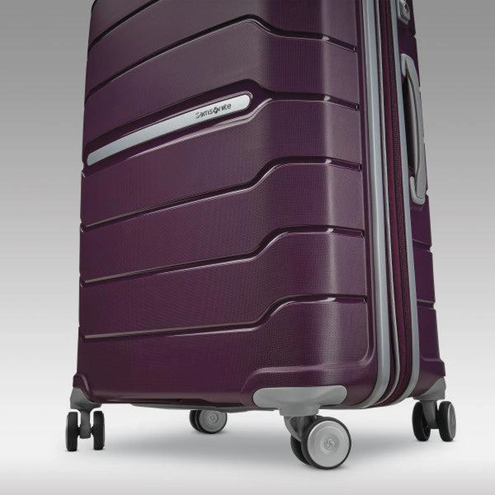 Samsonite Freeform 28" Spinner