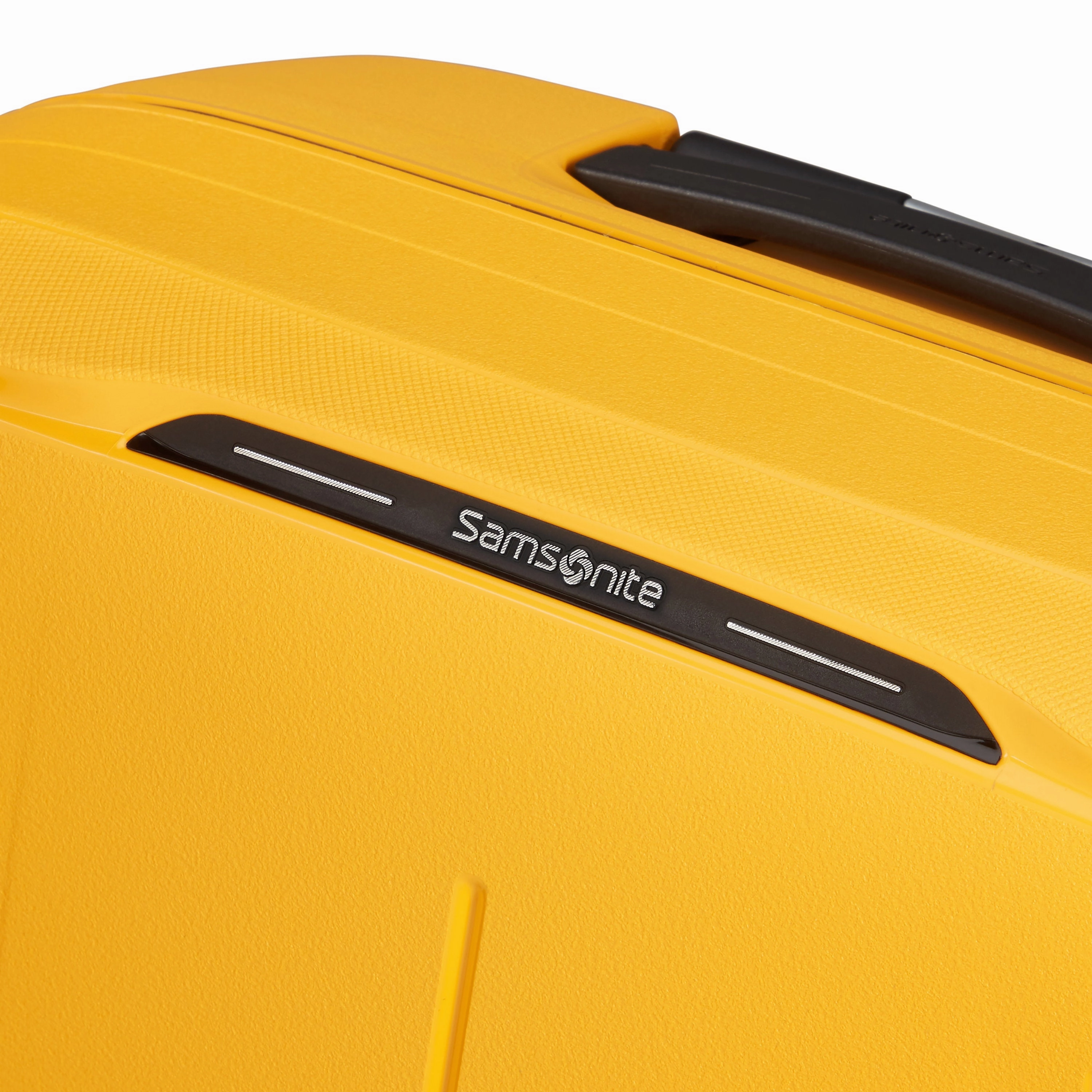 Samsonite ESSENS Spinner Carry-On 20"