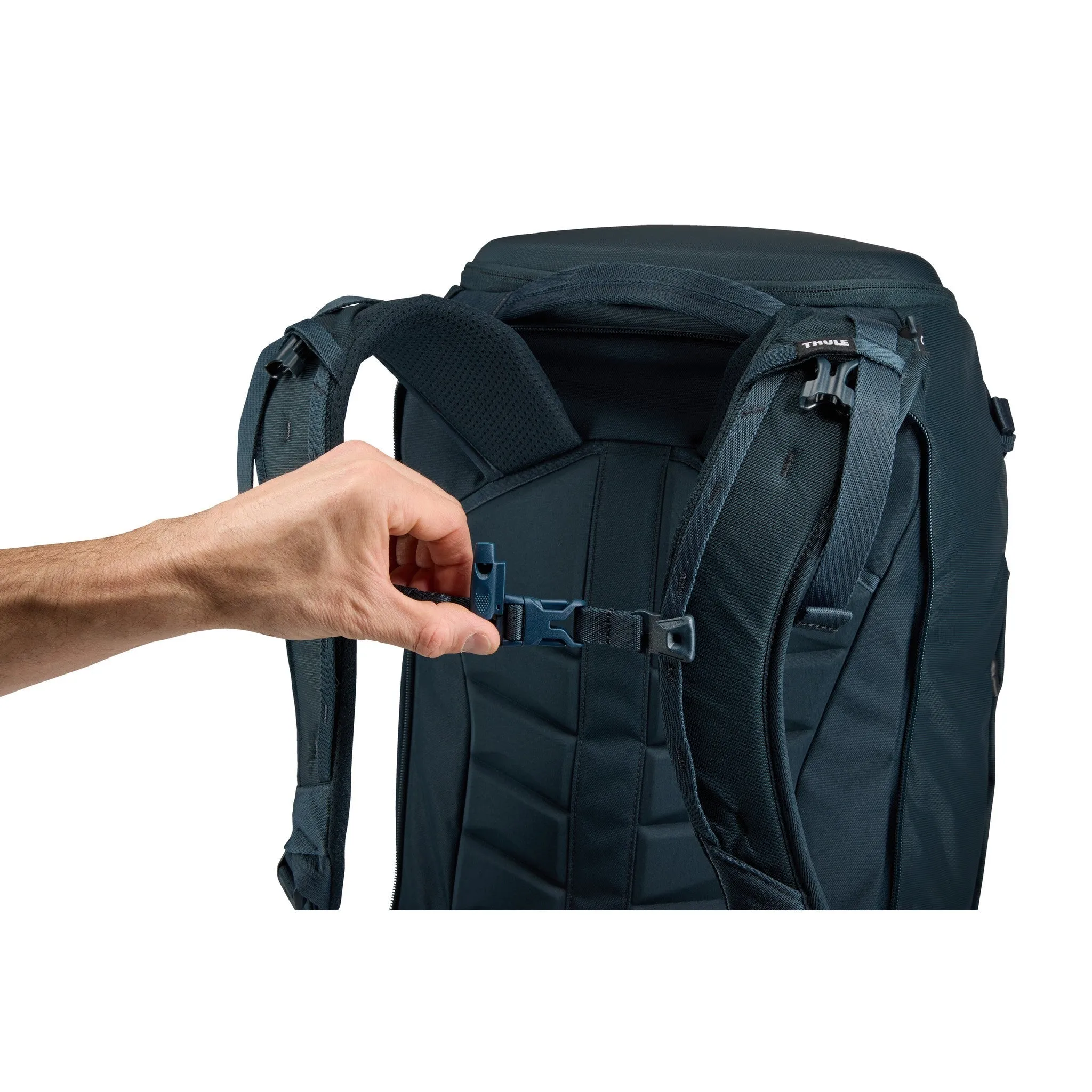 Thule Luggage Landmark Travel Pack 70L