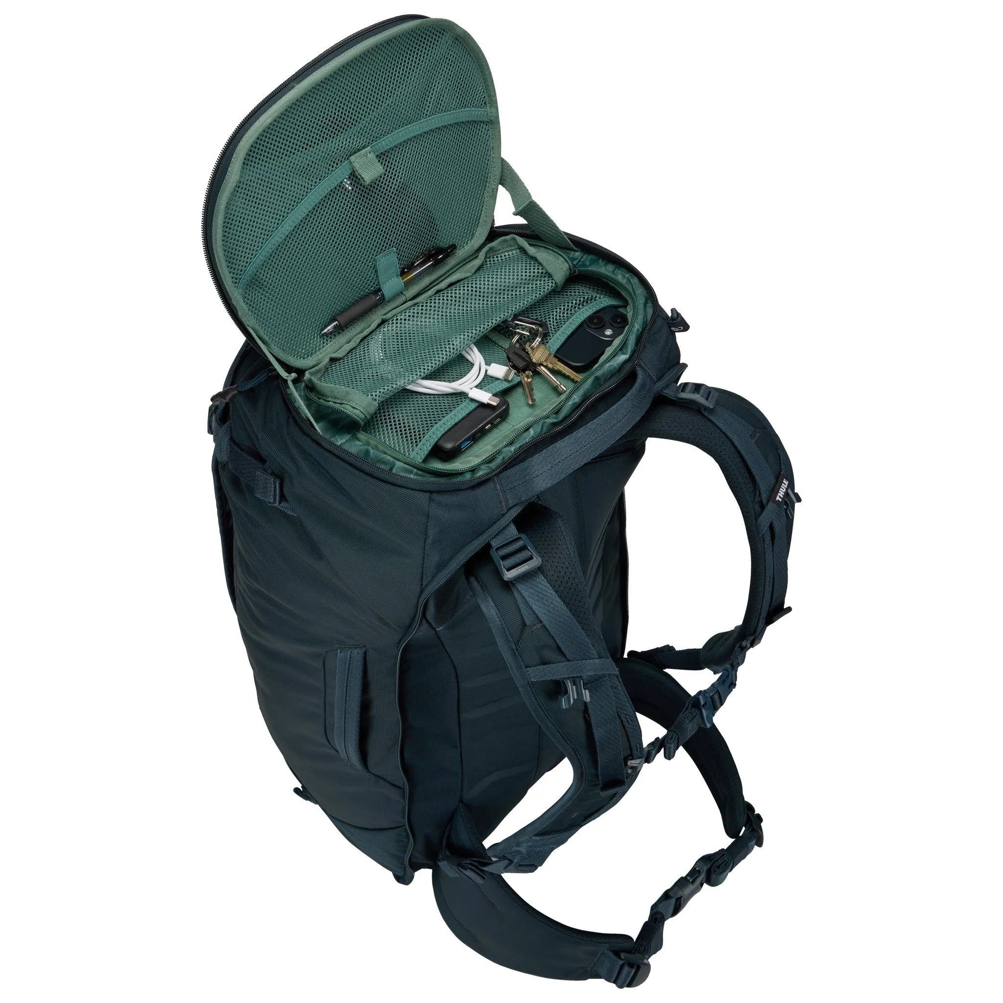 Thule Luggage Landmark Travel Pack 70L