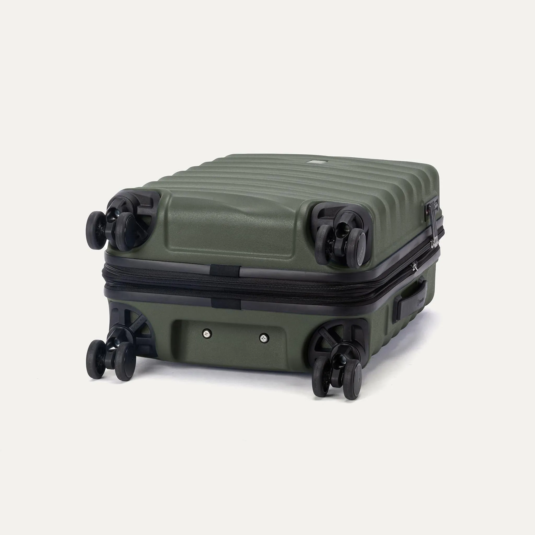 Travelpro Maxlite Air V2 Carry-on Expandable Spinner