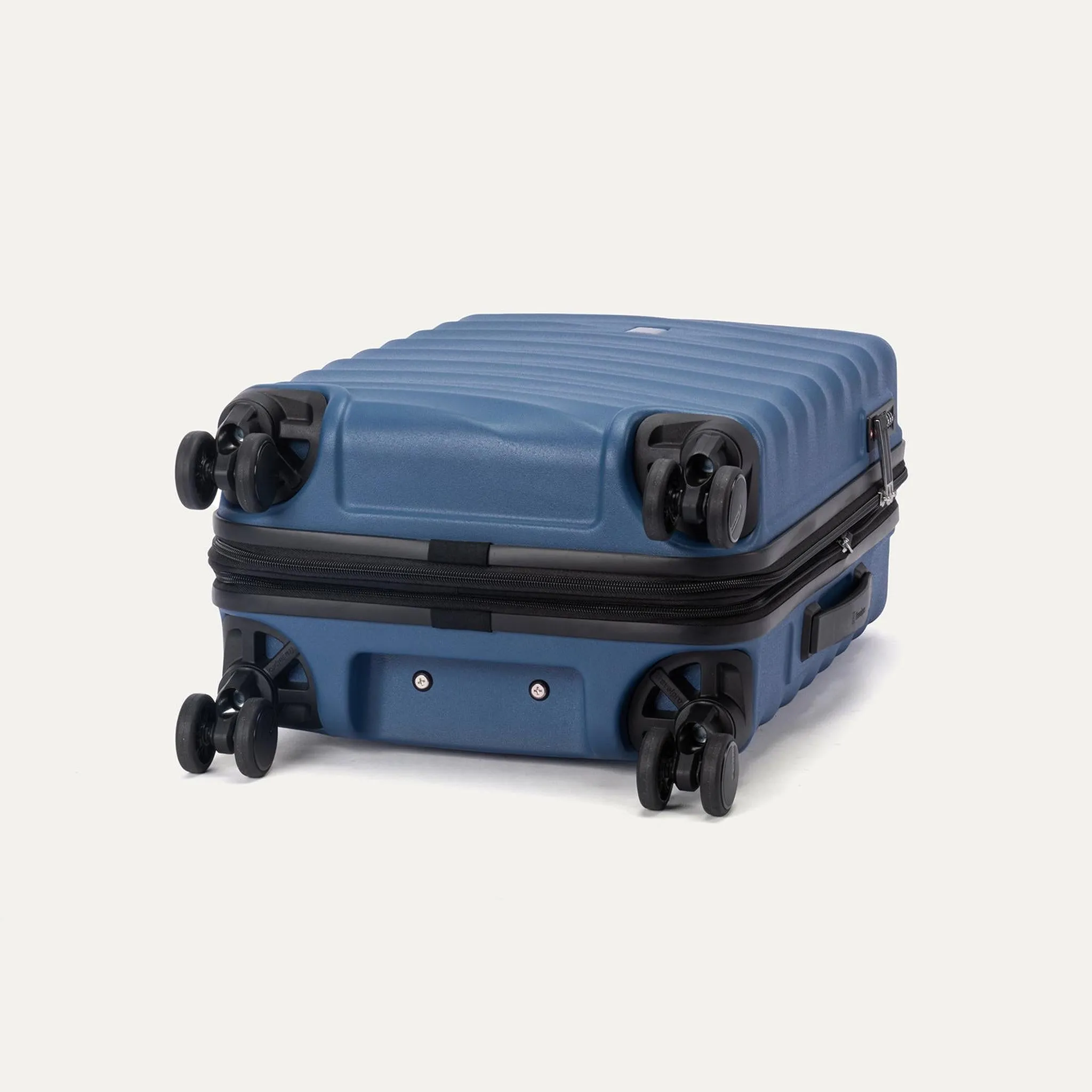 Travelpro Maxlite Air V2 Carry-on Expandable Spinner