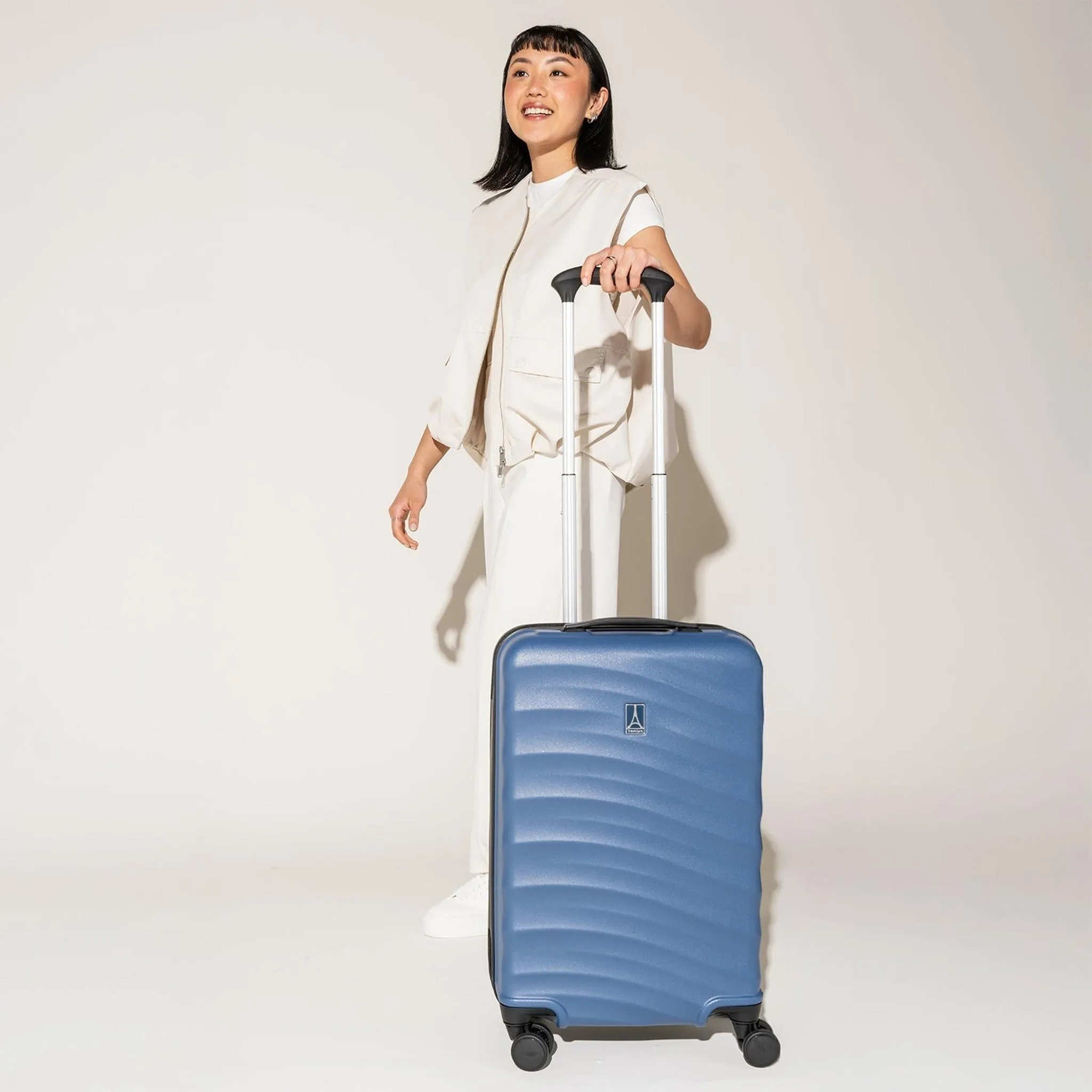 Travelpro Maxlite Air V2 Carry-on Expandable Spinner