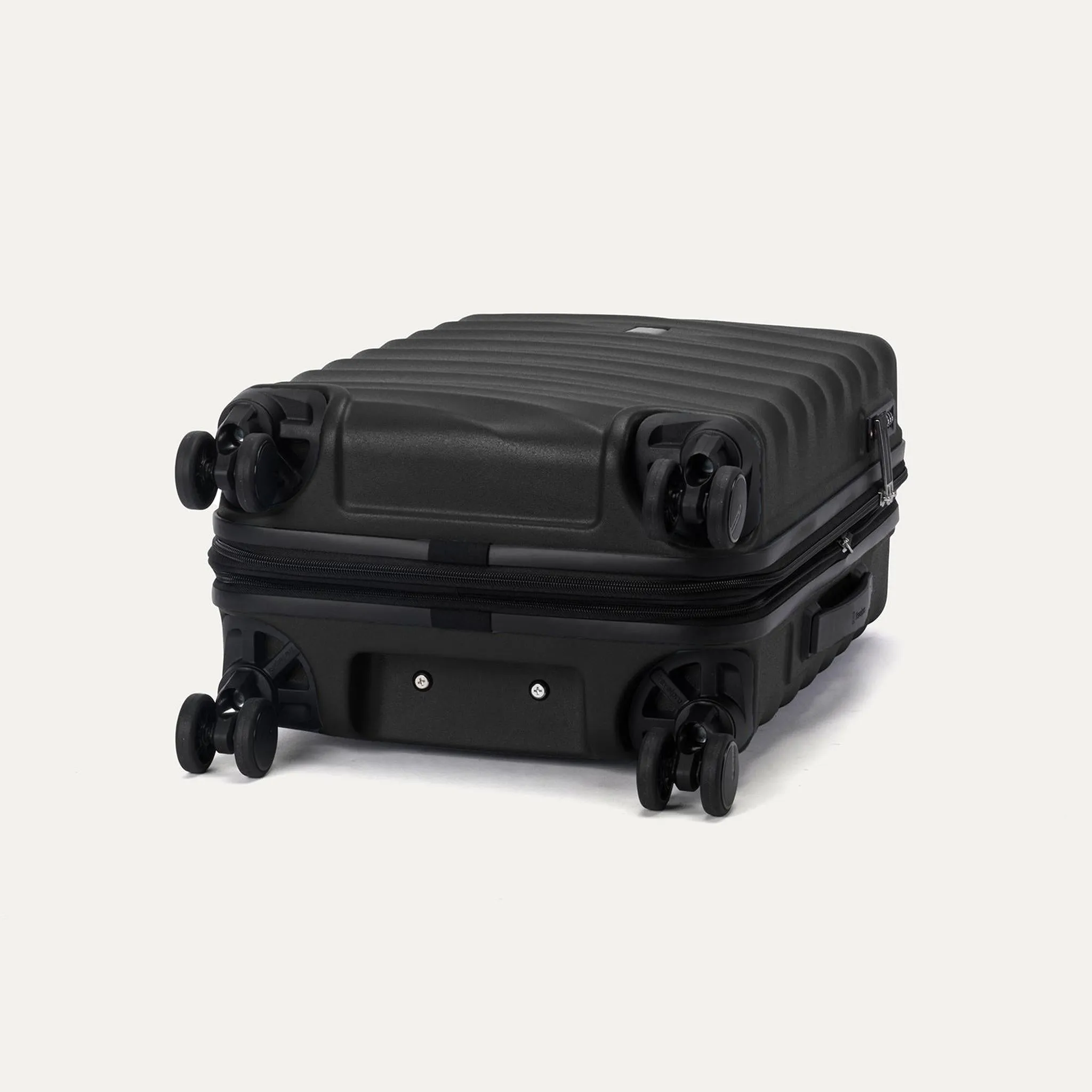 Travelpro Maxlite Air V2 Carry-on Expandable Spinner