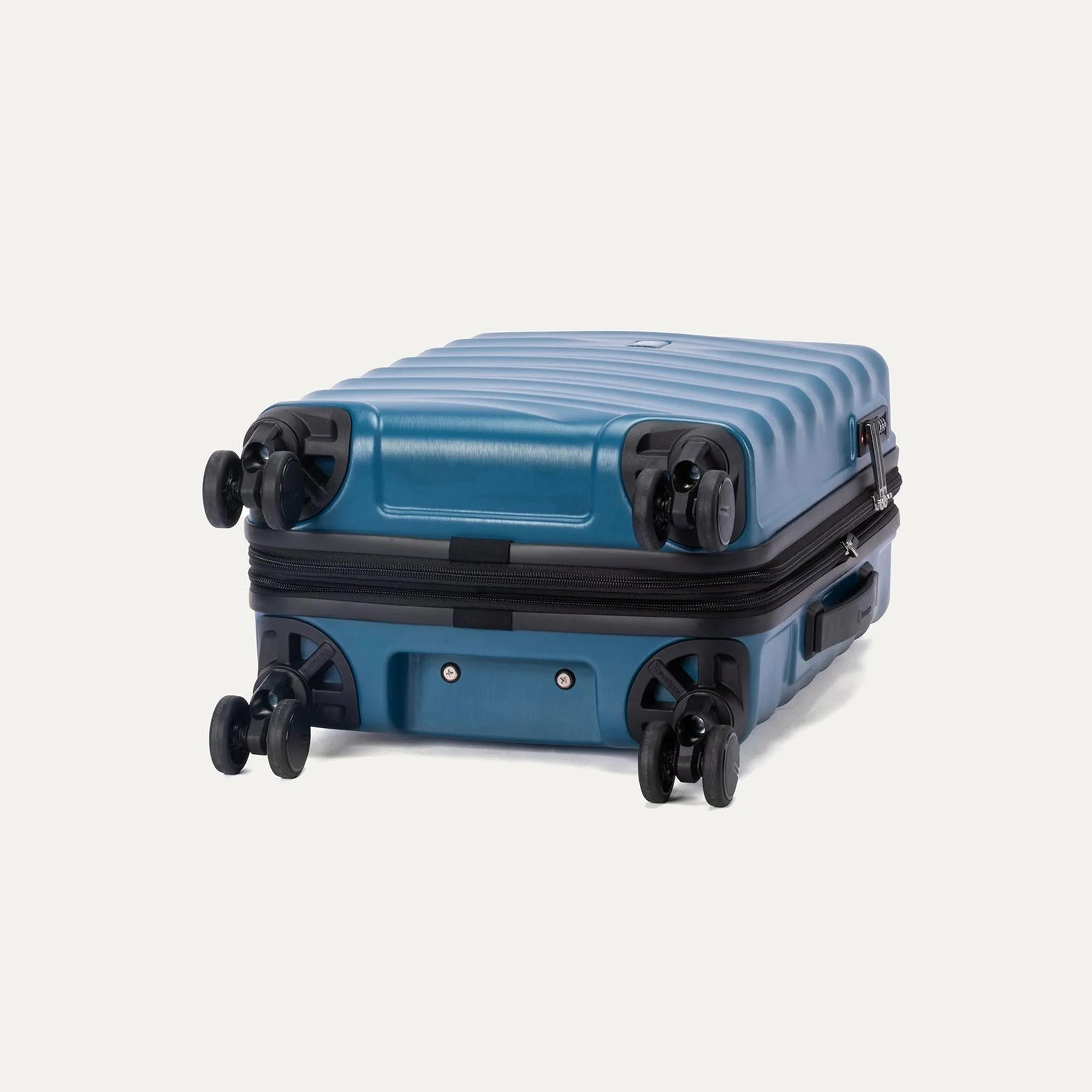 Travelpro Maxlite Air V2 Compact Carry-on Expandable Spinner