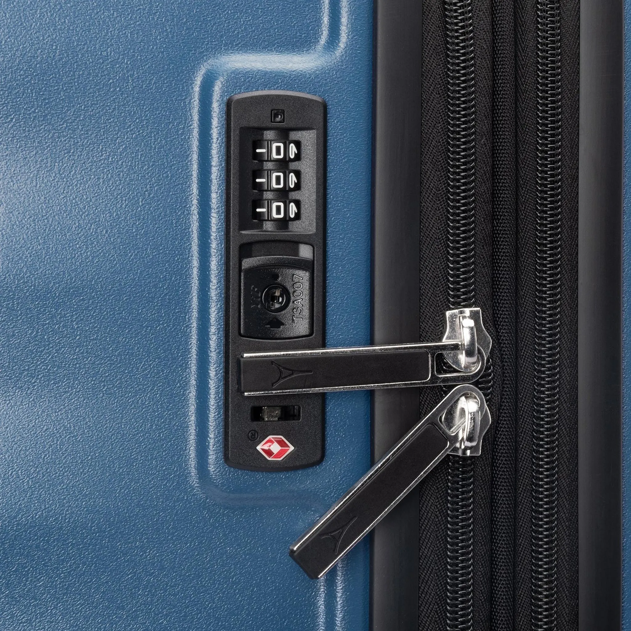 Travelpro Maxlite Air V2 Large Check-in Expandable Spinner