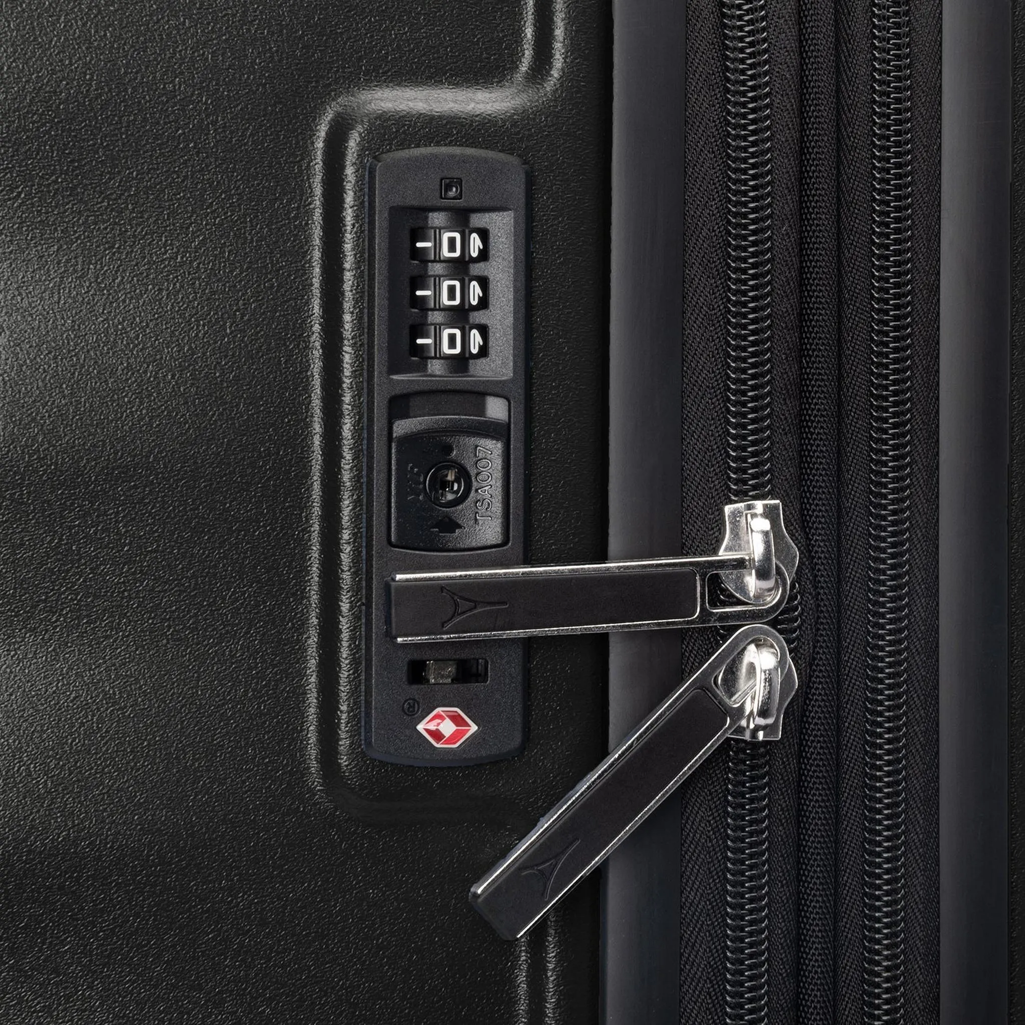 Travelpro Maxlite Air V2 Large Check-in Expandable Spinner