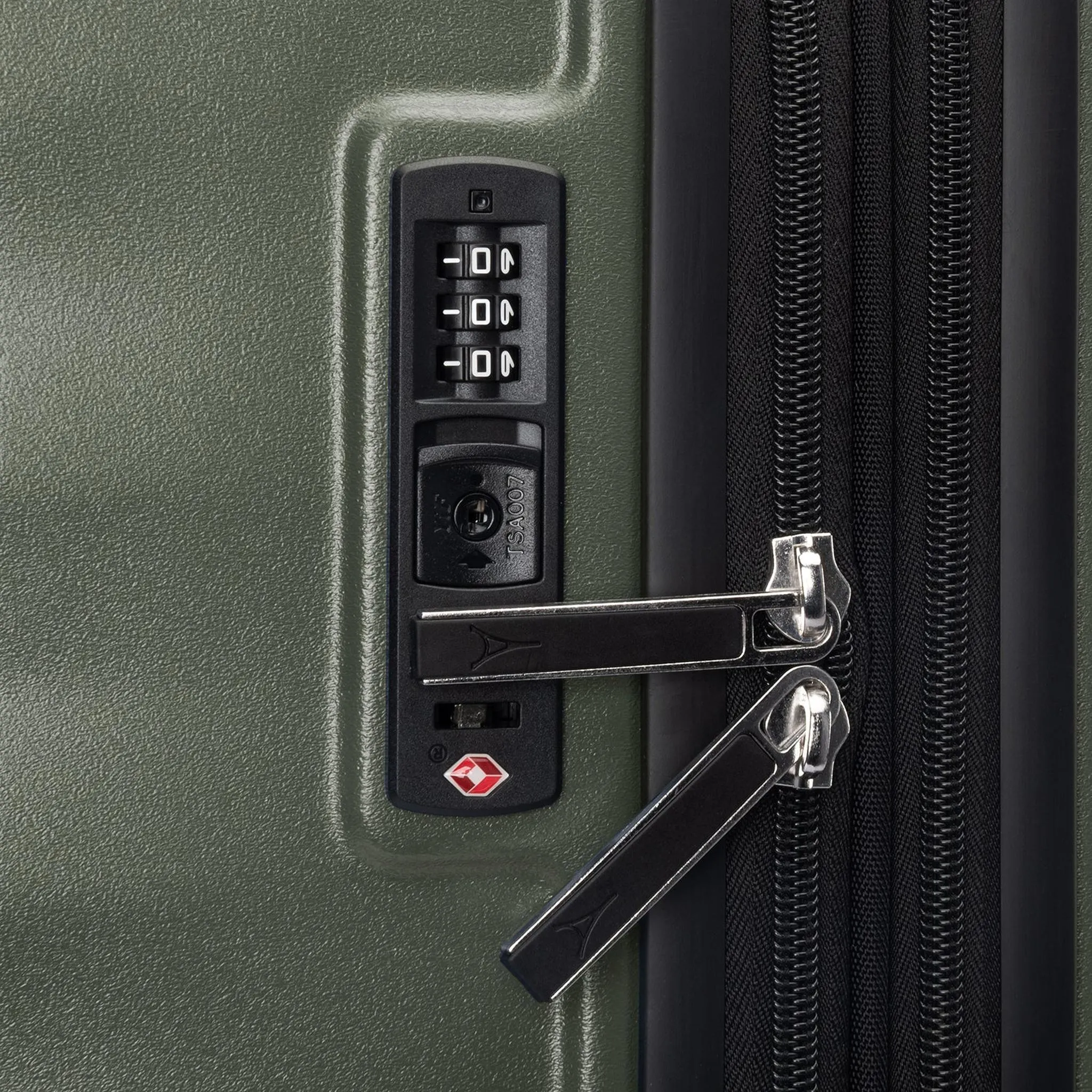 Travelpro Maxlite Air V2 Large Check-in Expandable Spinner