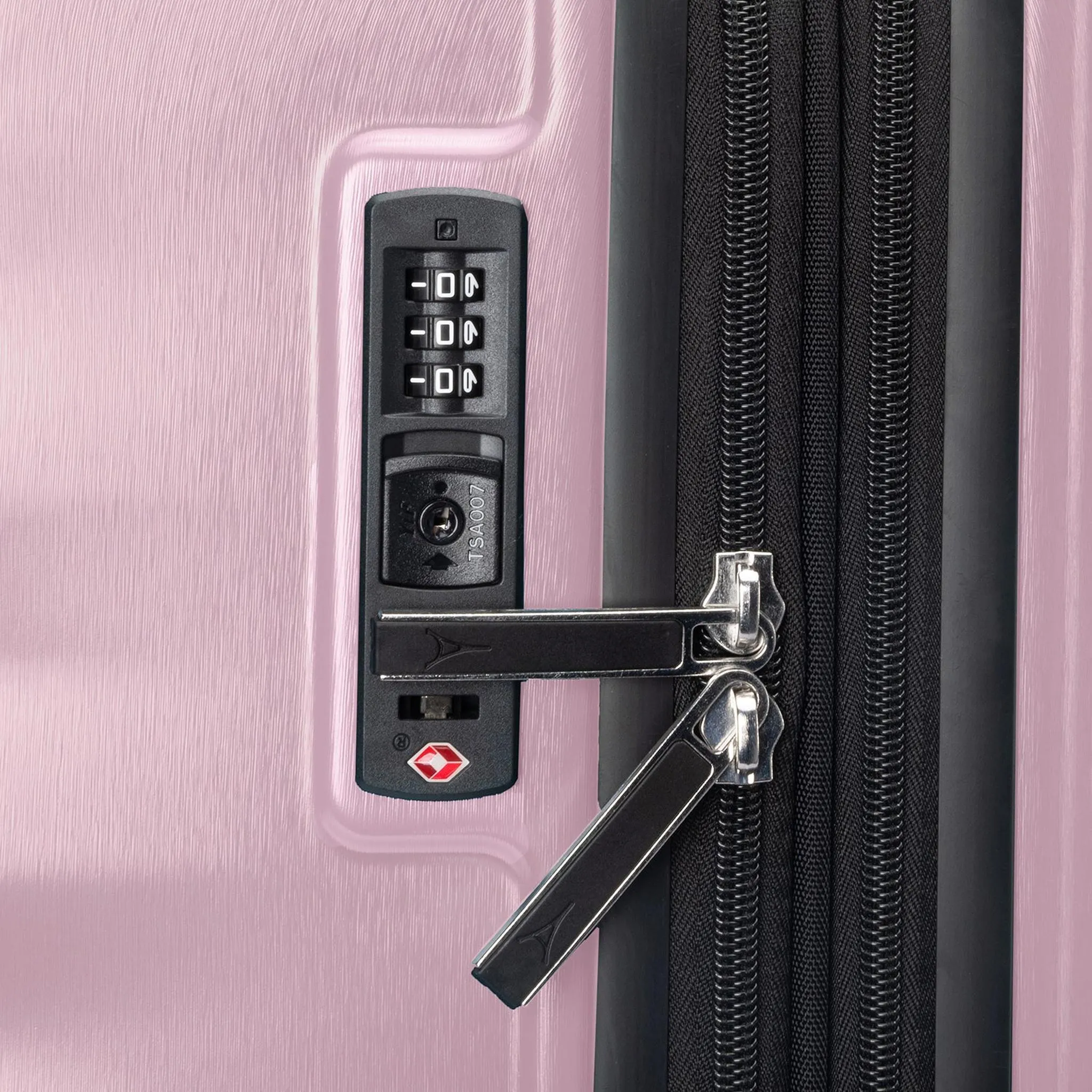 Travelpro Maxlite Air V2 Medium Check-in Expandable Spinner