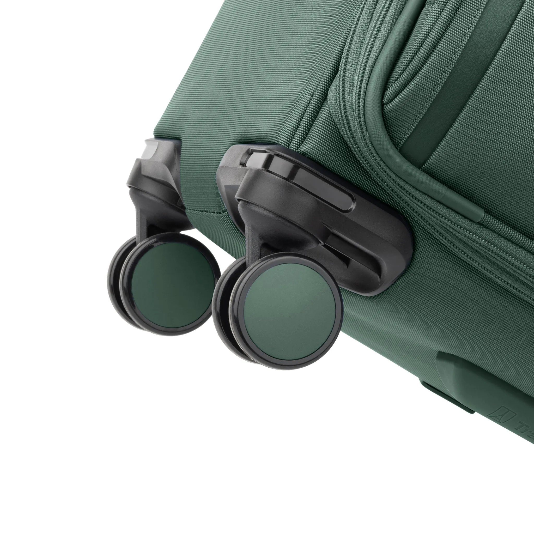 Travelpro VersaPack  Medium Check-in Expandable Spinner