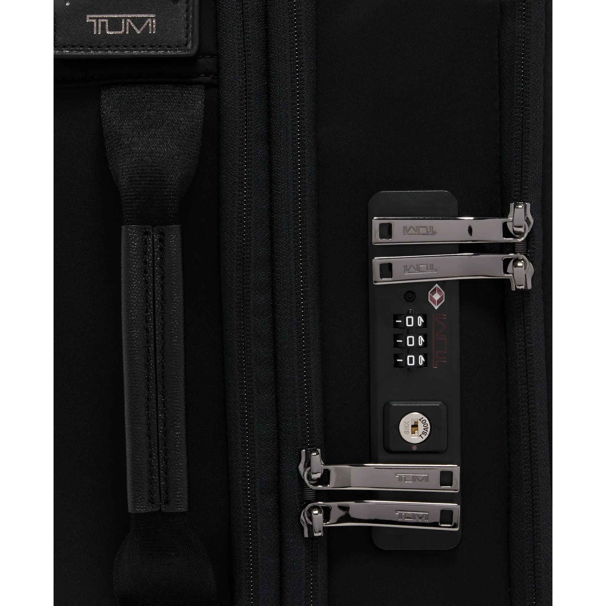 TUMI Voyageur Leger Continental Expandable Carry-On