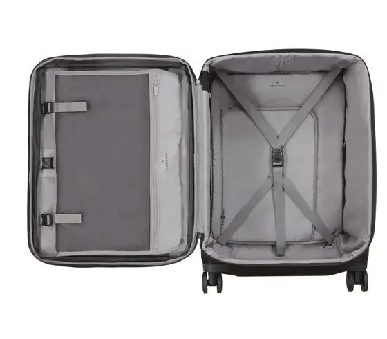 VICTORINOX WERKS TRAVELER 6.0 LUGGAGE - MEDIUM UPRIGHT CASE